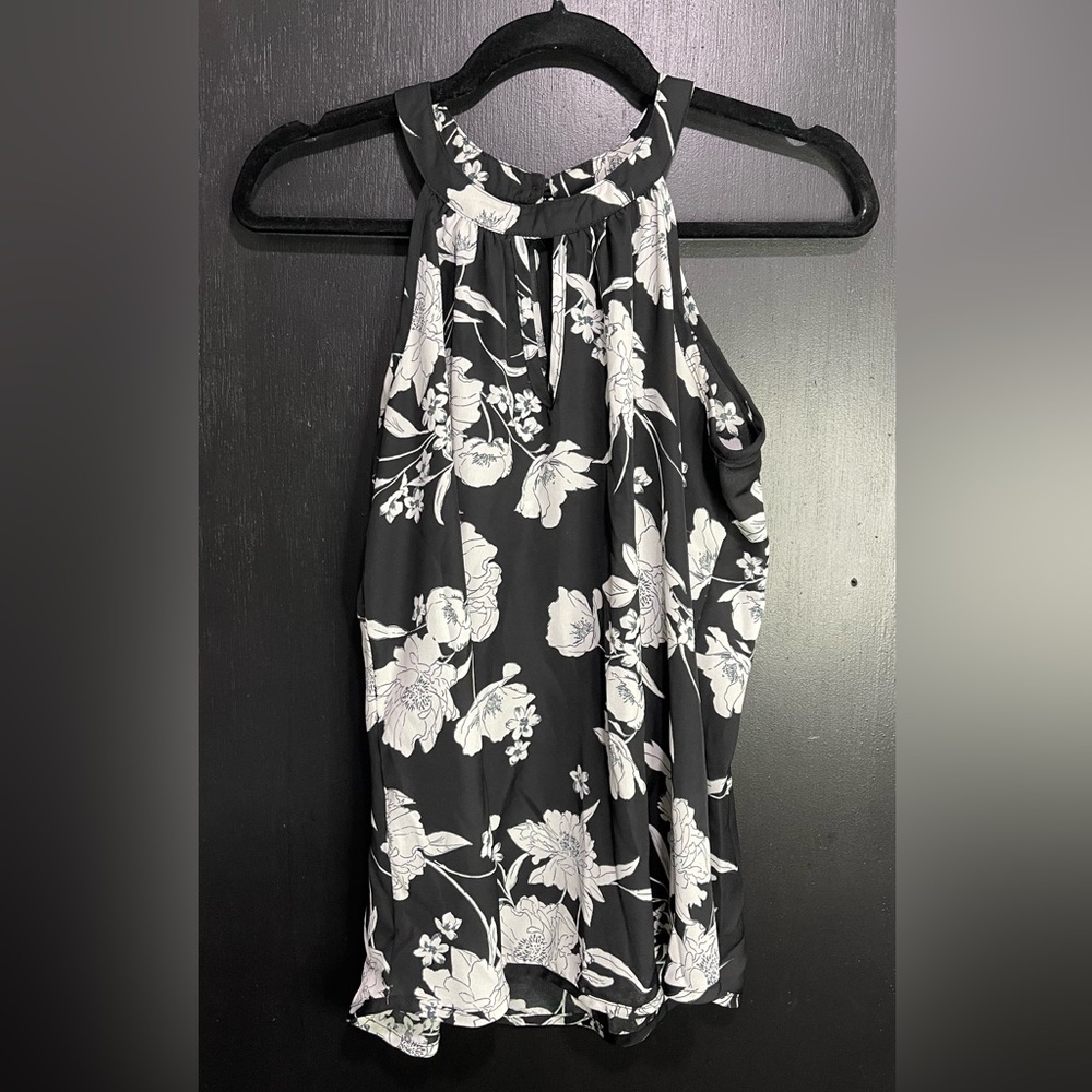 Papermoon Black and White Floral Keyhole Tank Blouse Size Small